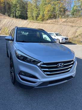 Used 2016 Hyundai Tucson Limited w/ Option Group 03 image 12