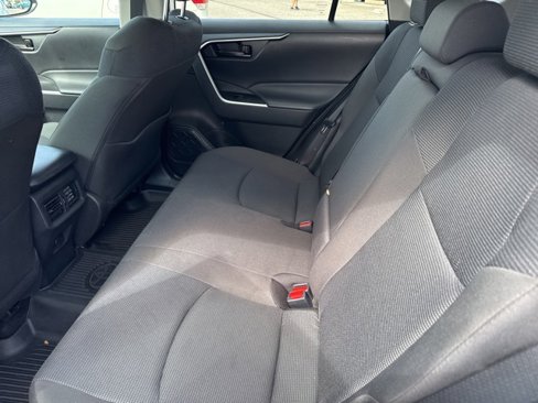 Used 2024 Toyota RAV4 LE image 10