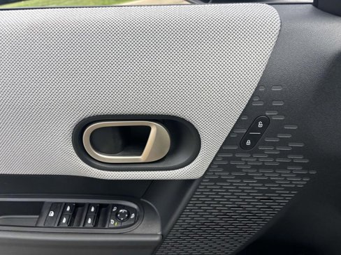 New 2025 MINI Cooper 4-Door Hardtop image 12