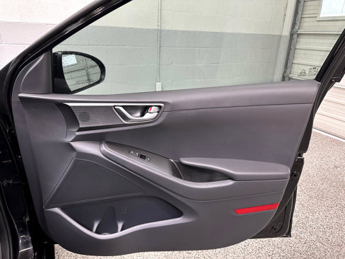 Used 2022 Hyundai Ioniq SEL image 25
