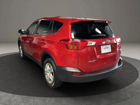 Used 2014 Toyota RAV4 LE image 3