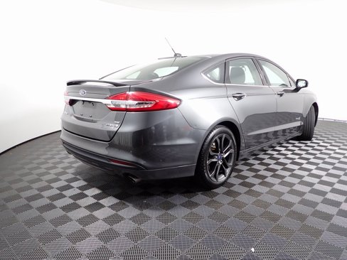 Used 2018 Ford Fusion SE w/ Equipment Group 601A image 19