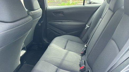 Used 2023 Toyota Corolla LE image 29