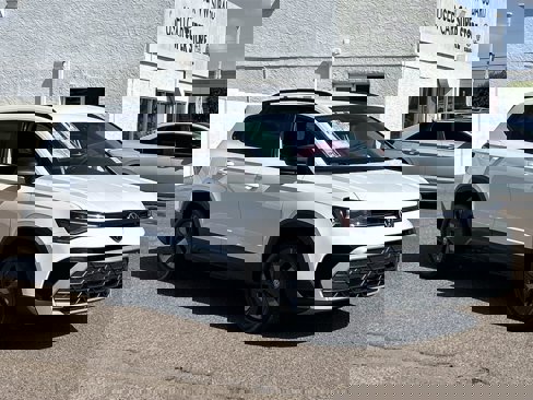 New 2025 Volkswagen Taos S image 3