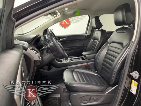 Used 2023 Ford Edge SEL w/ Convenience Package image 11