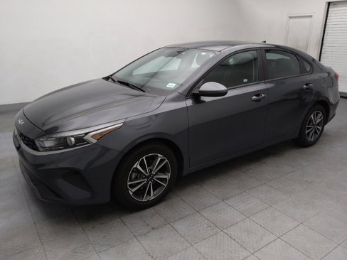 Used 2023 Kia Forte LXS image 2