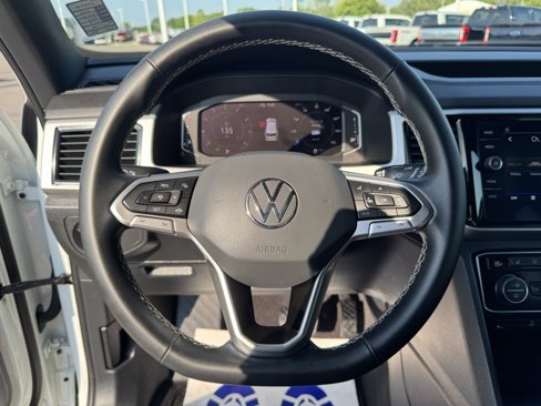 Used 2022 Volkswagen Atlas Cross Sport SE image 14