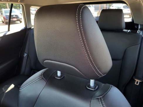 Used 2023 Toyota Corolla Cross XLE image 19