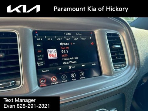 Used 2023 Dodge Charger SXT image 9