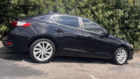 Used 2017 Acura ILX image 8