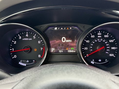 Used 2017 Kia Sedona SX Limited image 16