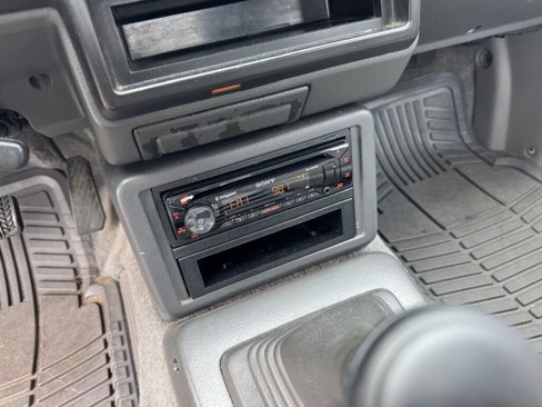 Used 1989 MAZDA B-Series Pickup 2WD Cab Plus B2200 image 8