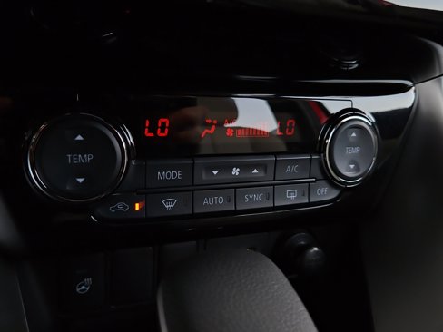 New 2025 Mitsubishi Eclipse Cross SEL image 15