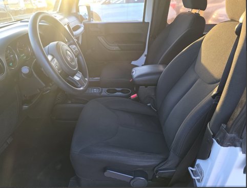 Used 2015 Jeep Wrangler Sport image 17