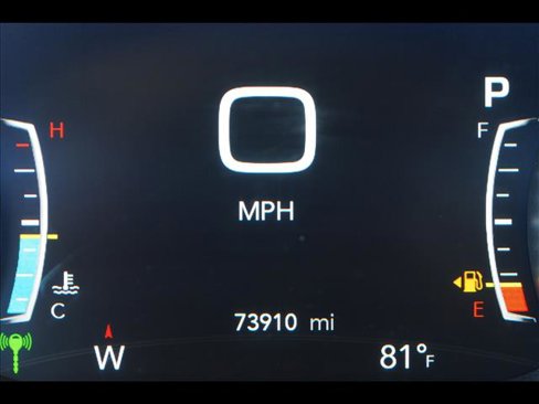 Used 2019 Chrysler Pacifica Touring-L Plus w/ Advanced Safetytec Group image 39