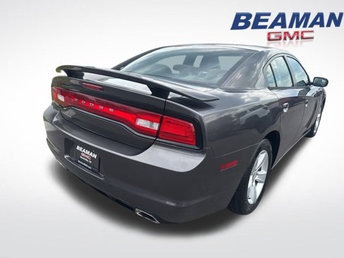 Used 2014 Dodge Charger SE image 8