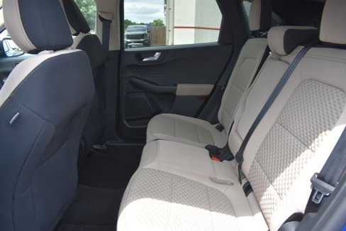 Used 2020 Ford Escape SE Sport image 16