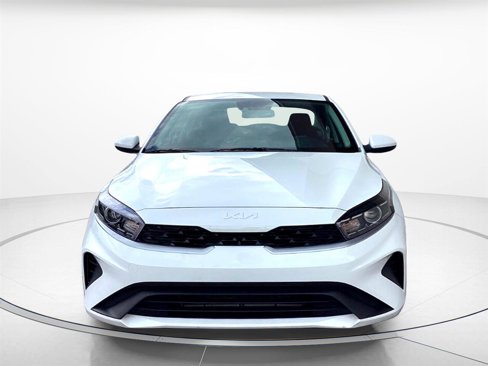 Used 2024 Kia Forte LXS image 6