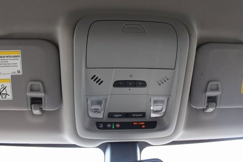 Used 2018 Chevrolet Equinox LT image 30