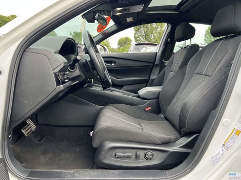 Used 2024 Honda Accord Sport image 11