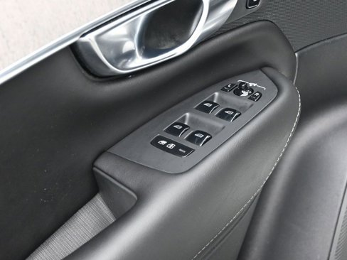 Certified 2023 Volvo XC90 B6 Ultimate image 11