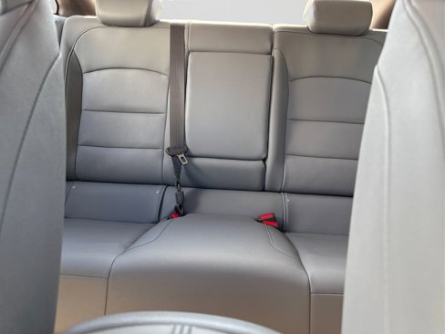 Used 2019 Chevrolet Malibu LT w/ Leather Package image 19