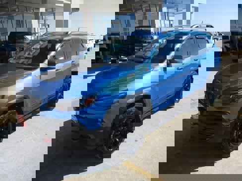 Used 2020 Jeep Cherokee Trailhawk w/ Cold Weather Group image 2