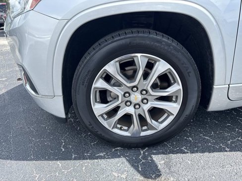 Used 2019 Chevrolet Traverse Premier w/ Driver Confidence II Package image 10
