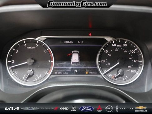 Used 2023 Nissan Rogue SV image 12