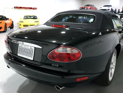 Used 2001 Jaguar XK8 Convertible image 12