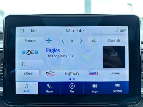 Used 2022 Ford Explorer XLT w/ Equipment Group 202A image 17