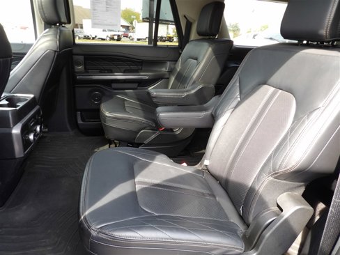 Used 2021 Ford Expedition Max Platinum image 16