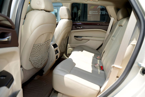 Used 2015 Cadillac SRX Luxury w/ Driver Awareness Package image 17