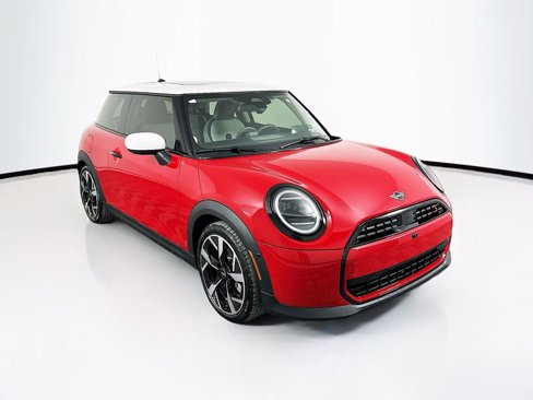 Certified 2025 MINI Cooper S image 3