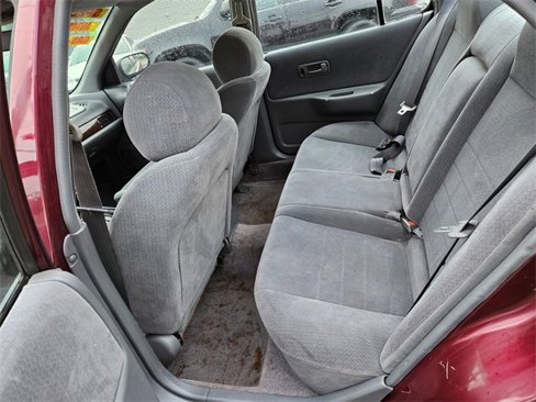 Used 1997 Nissan Altima GXE image 16