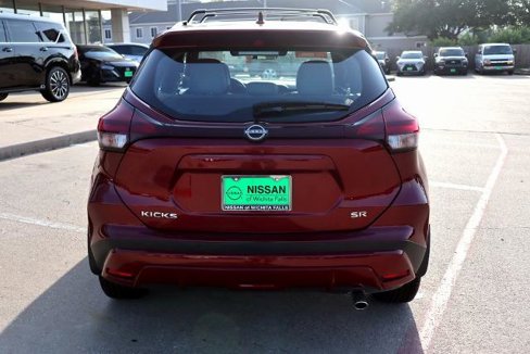 Certified 2024 Nissan Kicks SR w/ SR Premium Package image 7