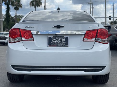 Used 2016 Chevrolet Cruze LT w/ Sun, Sound and Sport Package image 8