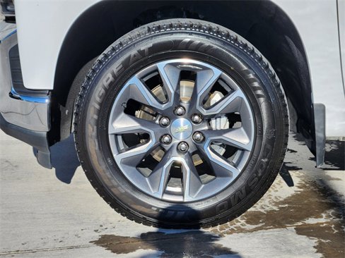 Used 2021 Chevrolet Silverado 1500 LT w/ Texas Edition Plus image 11