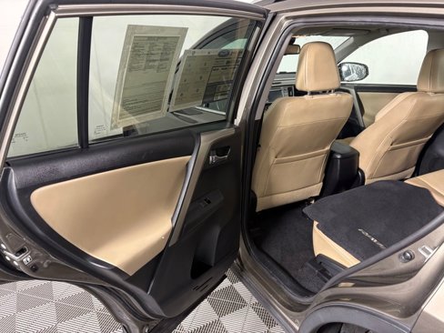 Used 2014 Toyota RAV4 Limited image 26