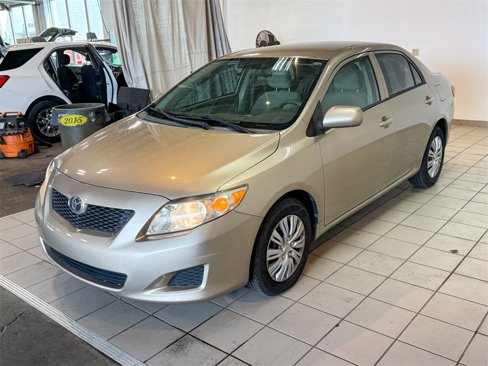 Used 2010 Toyota Corolla LE image 10
