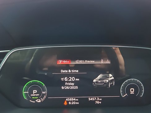 Used 2021 Audi e-tron Premium w/ Convenience Plus Package image 65