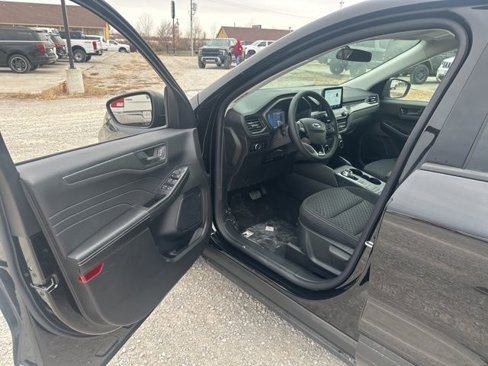 New 2025 Ford Escape Active w/ Cold Weather Package image 13