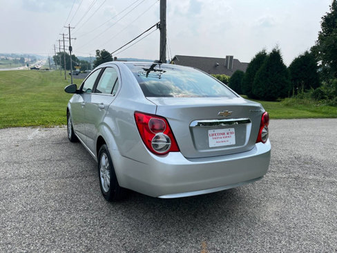 Used 2015 Chevrolet Sonic LT image 3