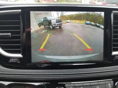 New 2025 Chrysler Pacifica Select image 34