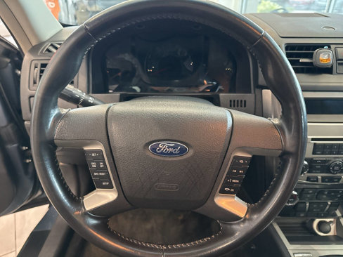 Used 2011 Ford Fusion SEL w/ 302A Rapid Spec Order Code image 18