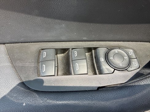 Used 2020 Chevrolet Blazer LT image 7