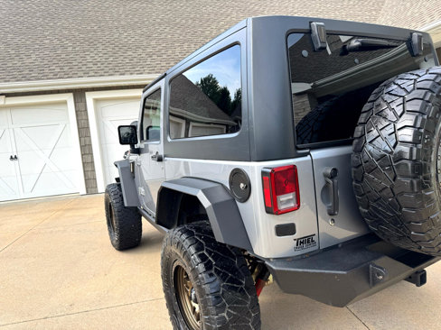 Used 2015 Jeep Wrangler Sport image 39