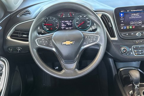 Used 2023 Chevrolet Malibu LT image 20