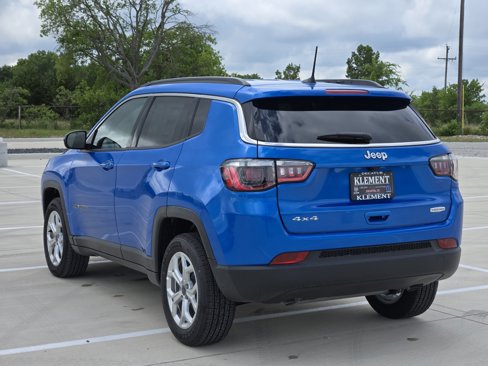 New 2025 Jeep Compass Latitude image 4