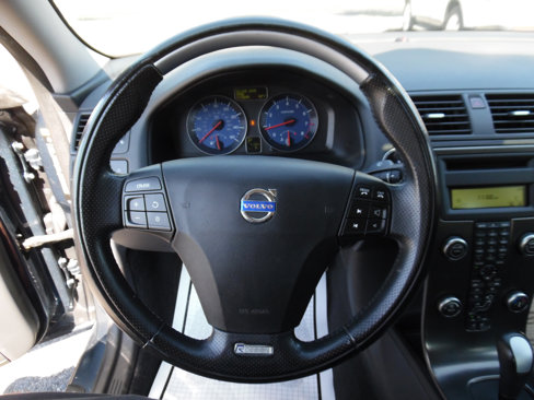 Used 2009 Volvo S40 T5 R-Design image 12